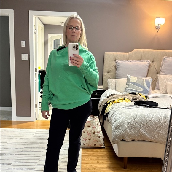 Green Pullover Sweater - Picture 2 of 5